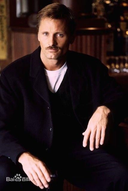 最全维果·莫特森(Viggo Mortensen)精彩图册