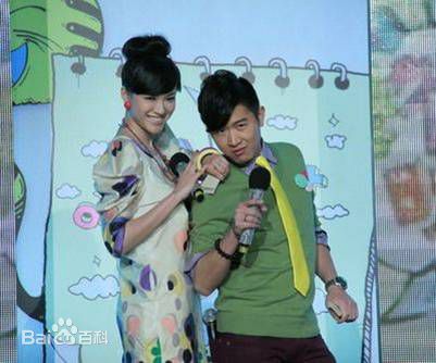 彭宇节目主持生活照相册