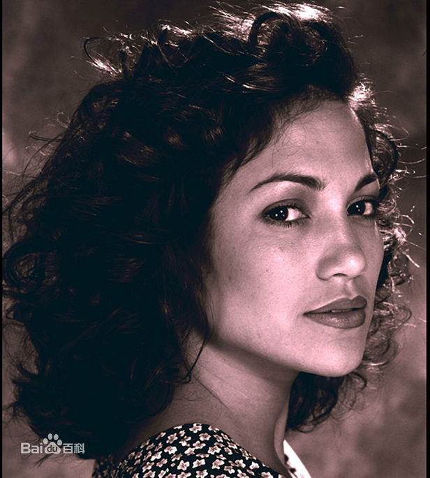 詹妮弗·洛佩兹(Jennifer Lynn Lopez)早年的壁纸壁纸