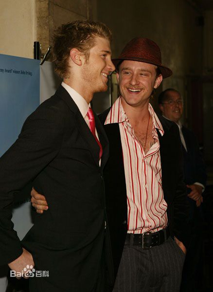 本·福斯特(Ben Foster)本与弟弟乔恩生活照相册