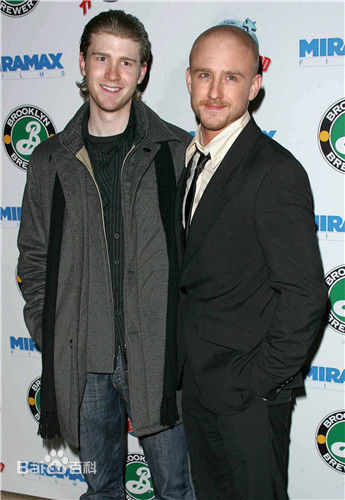 本·福斯特(Ben Foster)本与弟弟乔恩生活照相册