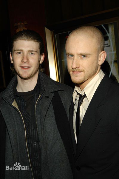 本·福斯特(Ben Foster)本与弟弟乔恩生活照相册