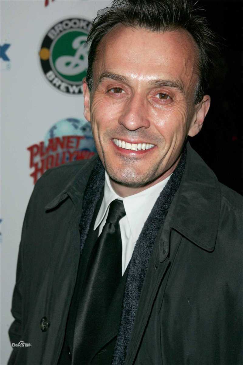 罗伯特·克耐普(Robert Knepper)生活照性感图片壁纸