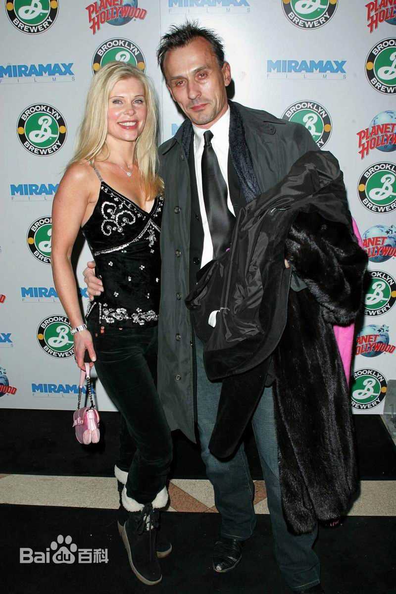 罗伯特·克耐普(Robert Knepper)生活照性感图片壁纸