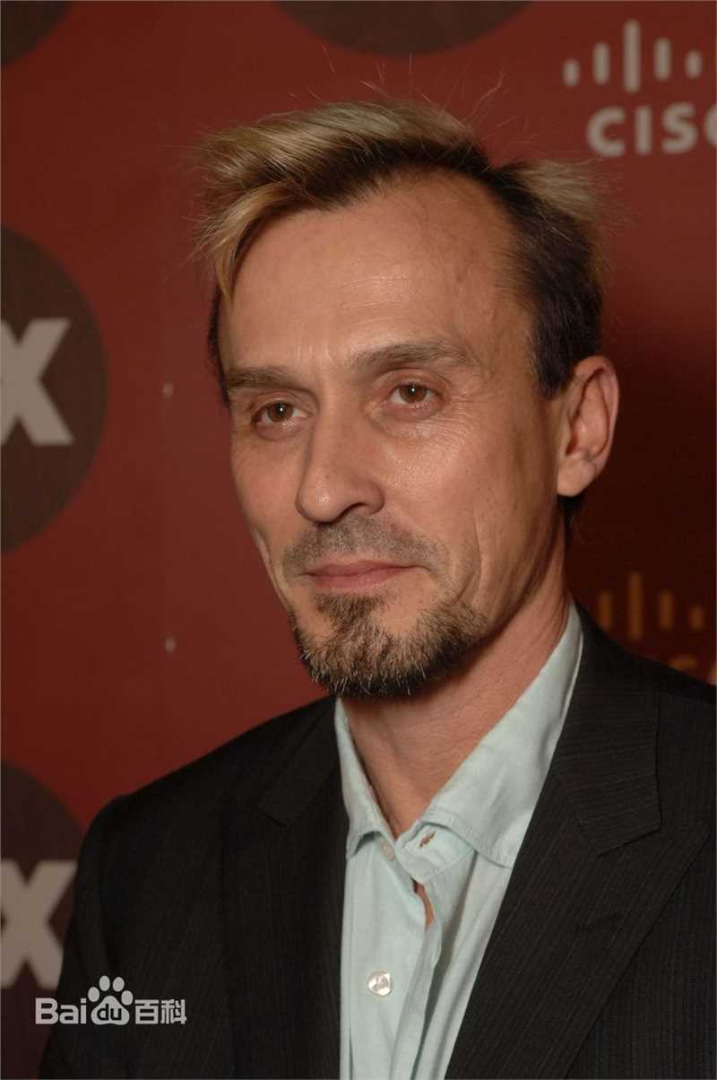 罗伯特·克耐普(Robert Knepper)生活照性感图片壁纸