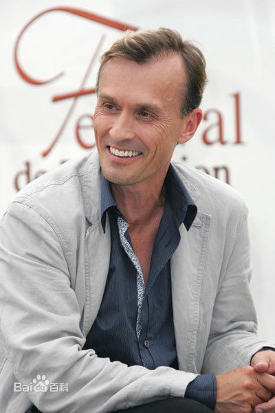 罗伯特·克耐普(Robert Knepper)生活照性感图片壁纸