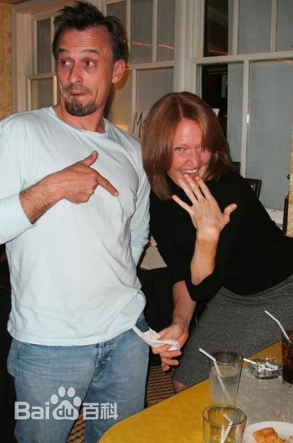 罗伯特·克耐普(Robert Knepper)生活照性感图片壁纸