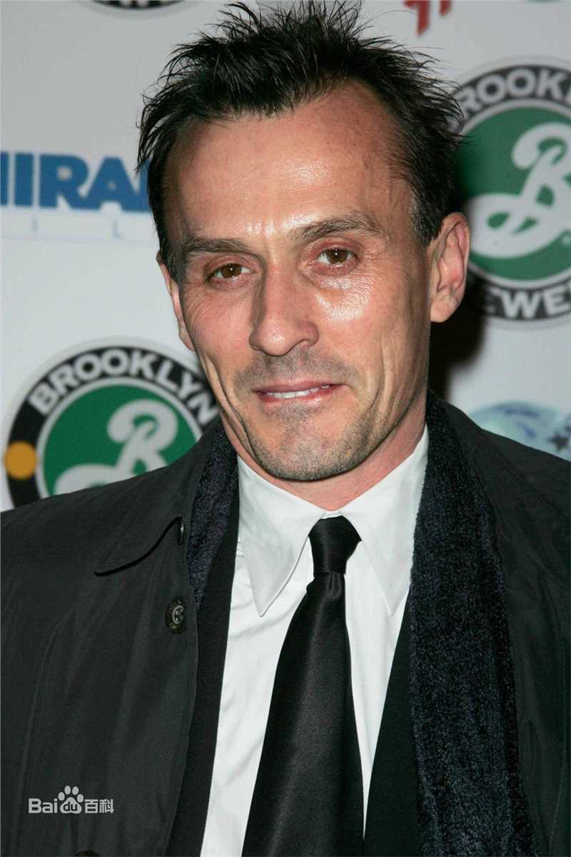 罗伯特·克耐普(Robert Knepper)生活照性感图片壁纸
