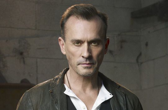 最新罗伯特·克耐普(Robert Knepper)壁纸