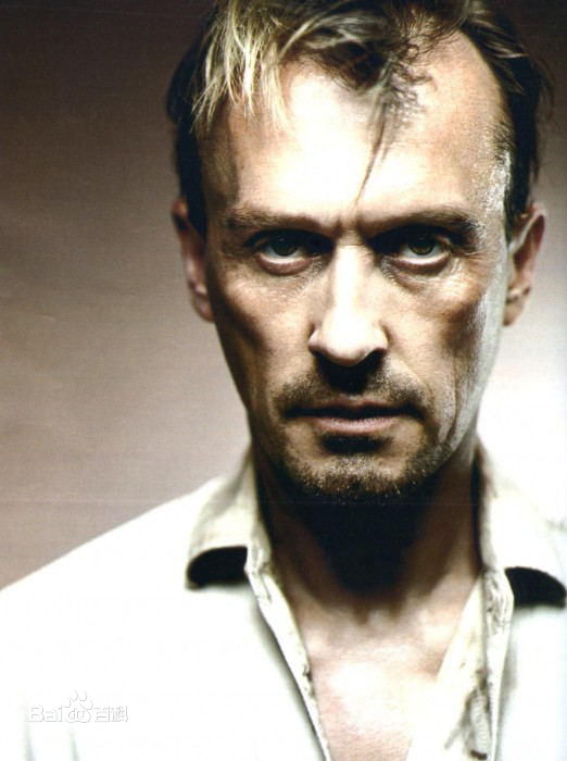 最新罗伯特·克耐普(Robert Knepper)壁纸