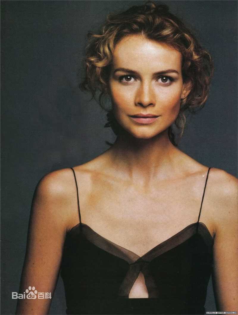 精选萨弗蓉·布罗斯(Saffron Burrows)精彩图册