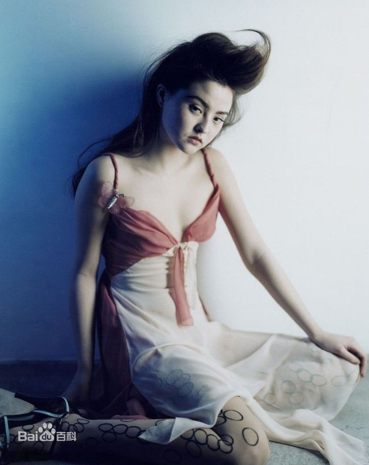 最新戴文·青木(Devon Aoki)精彩图册