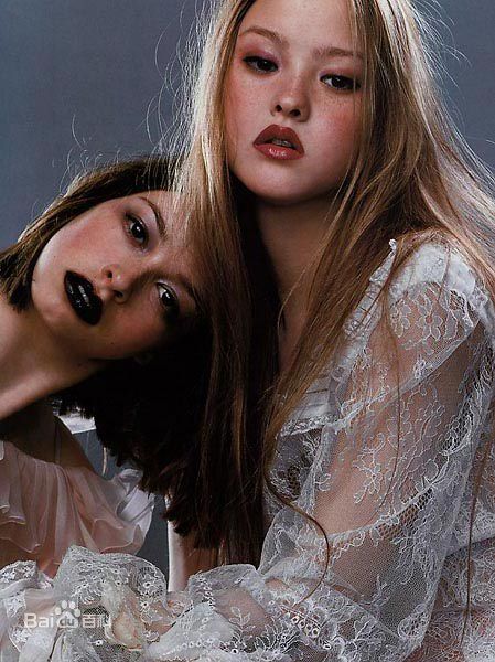 最新戴文·青木(Devon Aoki)精彩图册