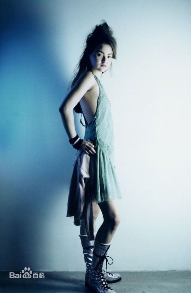 最新戴文·青木(Devon Aoki)精彩图册