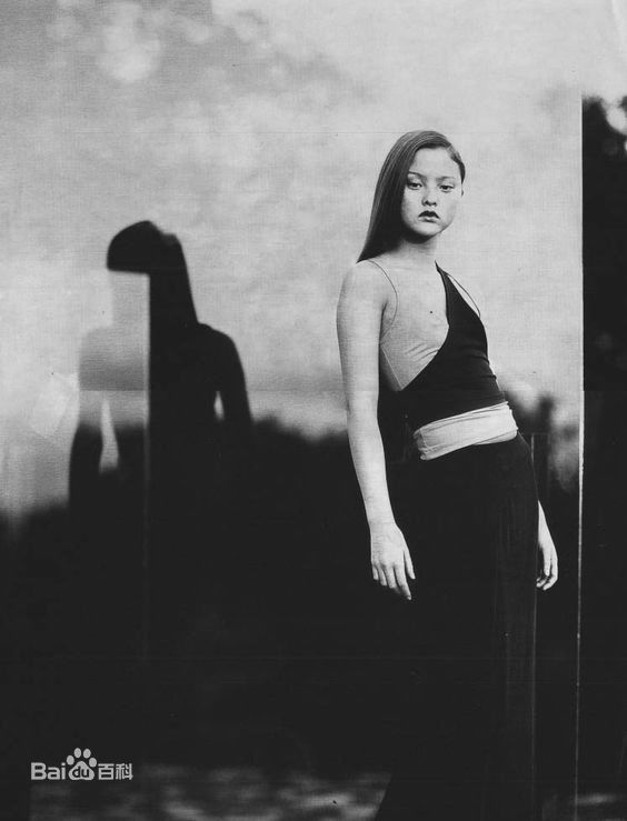 高清戴文·青木(Devon Aoki)性感图片