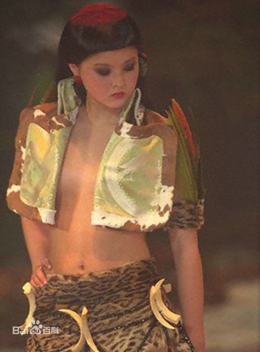 高清戴文·青木(Devon Aoki)性感图片