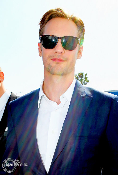 最优质亚历山大·斯卡斯加德(Alexander Skarsgard)精彩图册