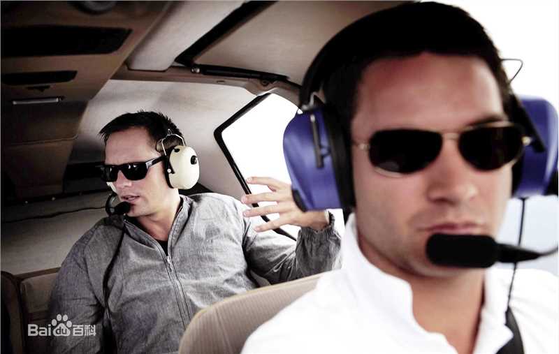 最全亚历山大·斯卡斯加德(Alexander Skarsgard)精彩图册