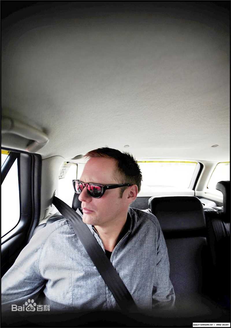 最全亚历山大·斯卡斯加德(Alexander Skarsgard)精彩图册