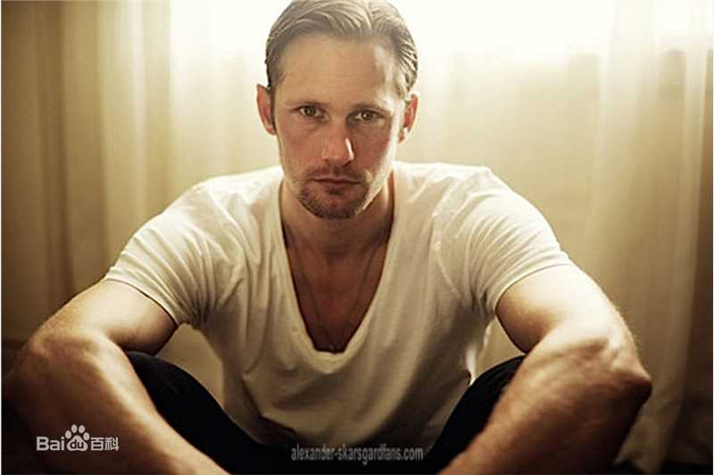 最全亚历山大·斯卡斯加德(Alexander Skarsgard)精彩图册