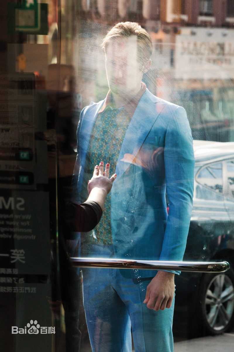 最优质亚历山大·斯卡斯加德(Alexander Skarsgard)精彩图册