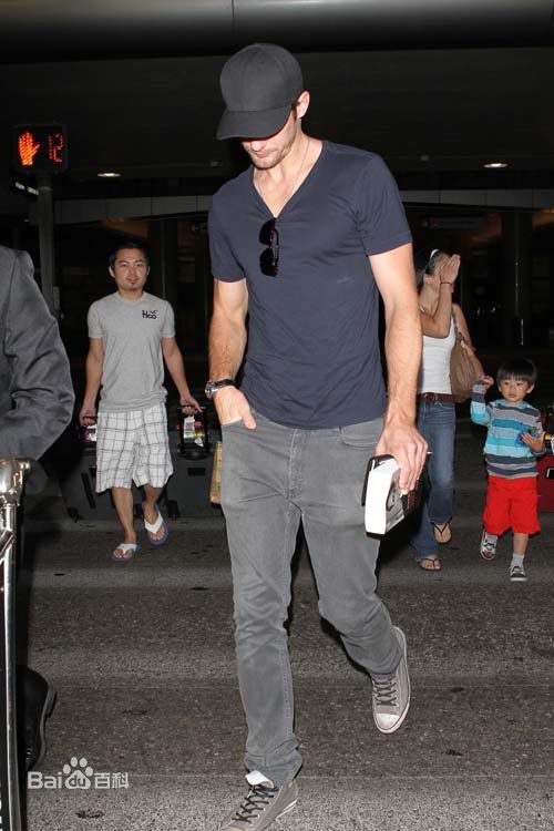 最优质亚历山大·斯卡斯加德(Alexander Skarsgard)精彩图册