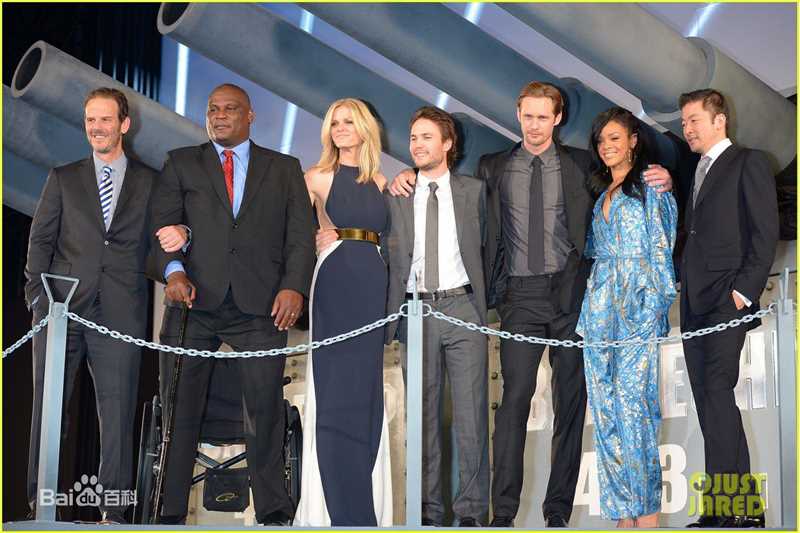 亚历山大·斯卡斯加德(Alexander Skarsgard)精彩图册