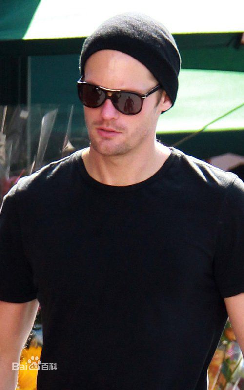 精选亚历山大·斯卡斯加德(Alexander Skarsgard)精彩图册