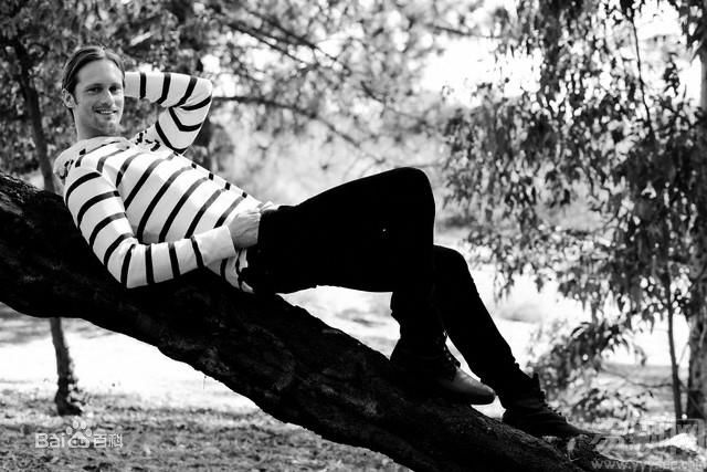 精选亚历山大·斯卡斯加德(Alexander Skarsgard)精彩图册