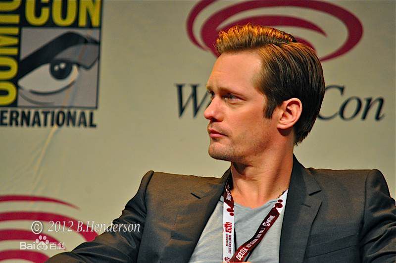 精选亚历山大·斯卡斯加德(Alexander Skarsgard)精彩图册