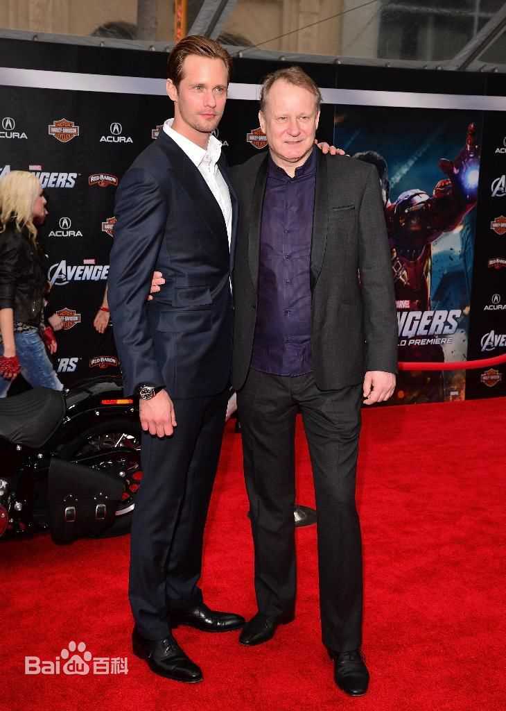 精选亚历山大·斯卡斯加德(Alexander Skarsgard)精彩图册