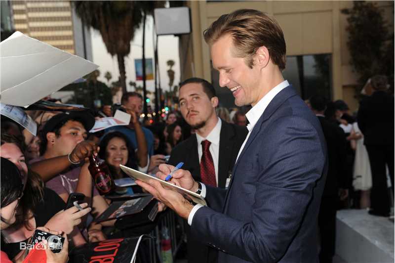 亚历山大·斯卡斯加德(Alexander Skarsgard)精彩图册