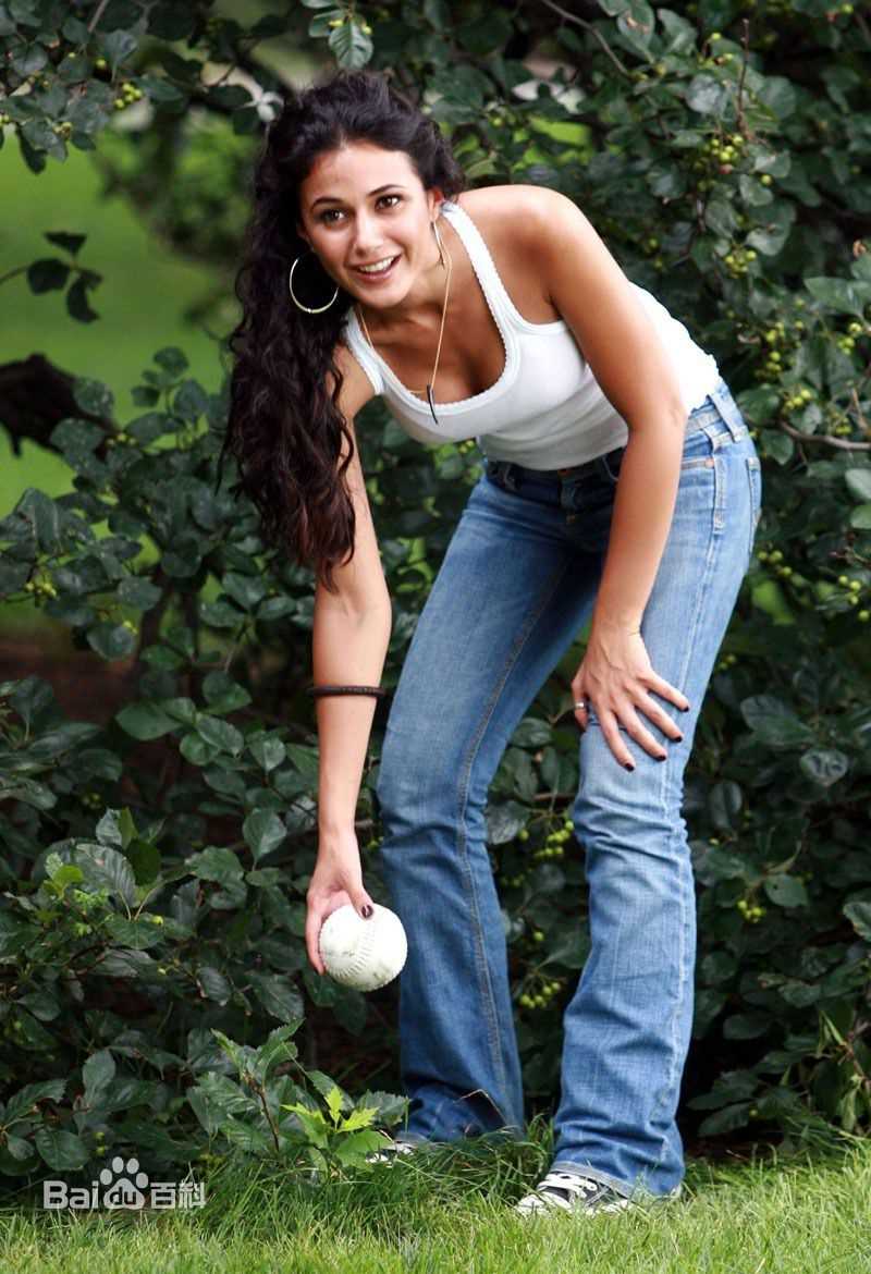 高清埃曼纽尔·施莱琪(Emmanuelle Chriqui)精彩图册