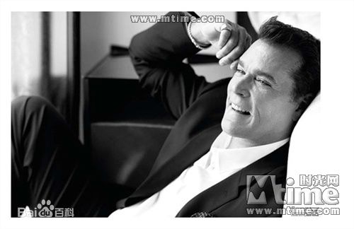 雷·利奥塔(Ray Liotta)生活照