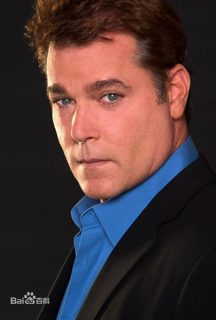 雷·利奥塔(Ray Liotta)前后照片