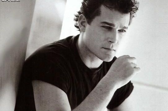 雷·利奥塔(Ray Liotta)前后照片