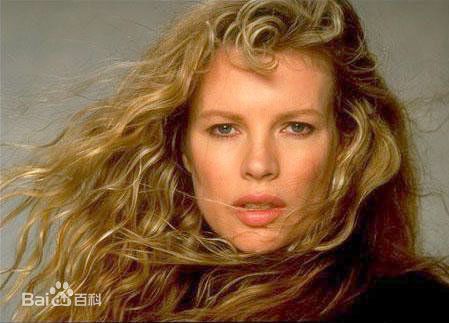 金·贝辛格(Kim Basinger)高清性感图集