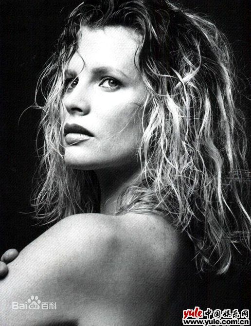 金·贝辛格(Kim Basinger)高清性感图集