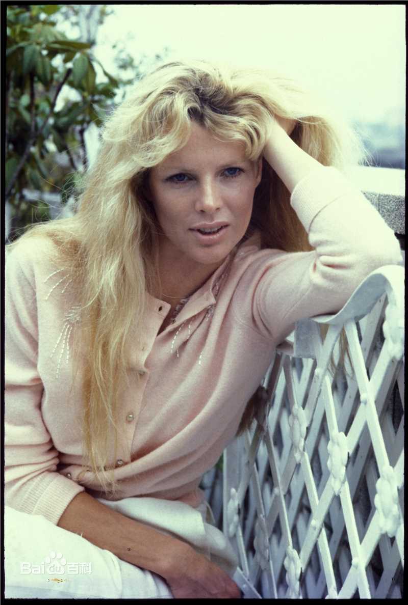 金·贝辛格(Kim Basinger)精彩图册