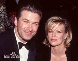 金·贝辛格(Kim Basinger)前后照片