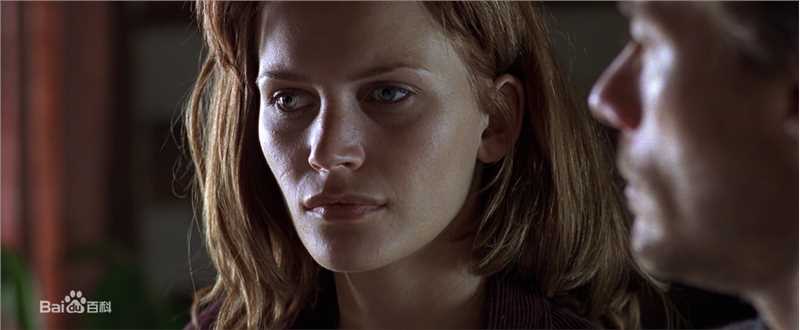 最新娜塔莎·亨斯屈奇(Natasha Henstridge)精彩图册