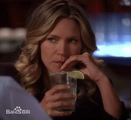 最新娜塔莎·亨斯屈奇(Natasha Henstridge)精彩图册