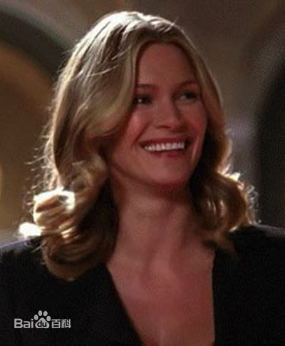 精选娜塔莎·亨斯屈奇(Natasha Henstridge)精彩图册