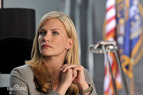 高清娜塔莎·亨斯屈奇(Natasha Henstridge)图片