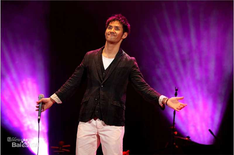 中孝介(あたり こうすけ、Kousuke Atari)2011广州演唱会图册