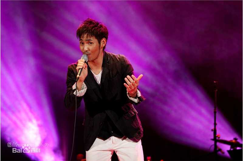 中孝介(あたり こうすけ、Kousuke Atari)2011广州演唱会图册