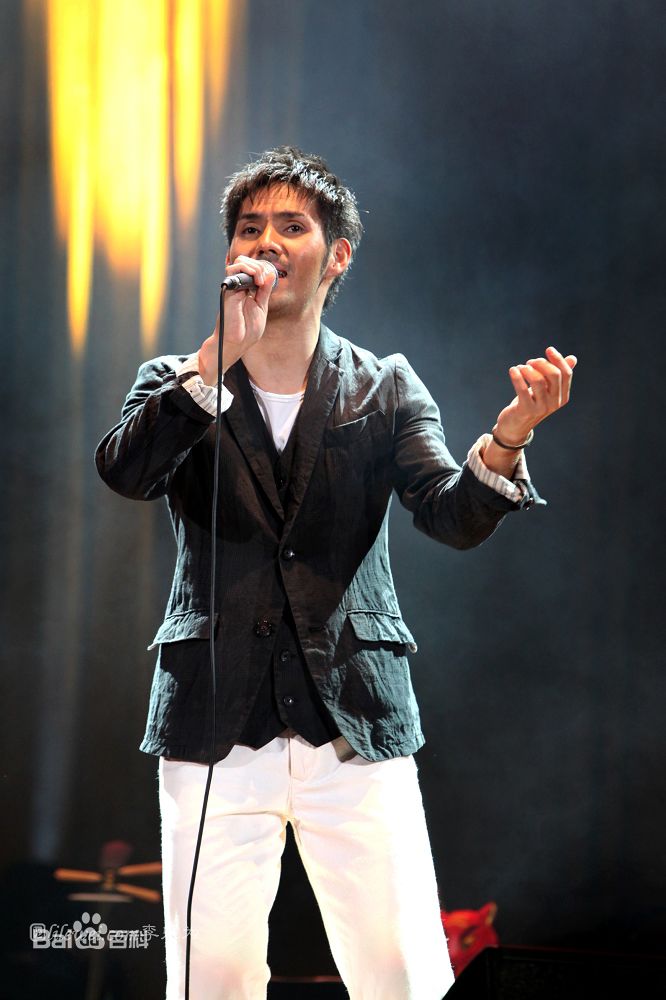 中孝介(あたり こうすけ、Kousuke Atari)2011广州演唱会图册