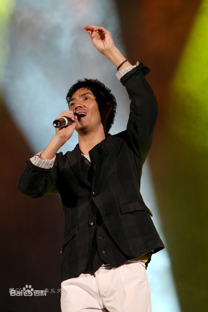 中孝介(あたり こうすけ、Kousuke Atari)2011广州演唱会图册