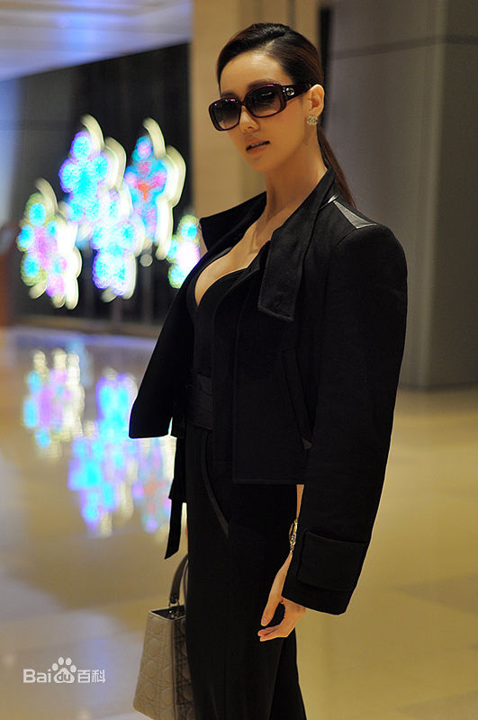 于咏琳 时尚街拍前后照片