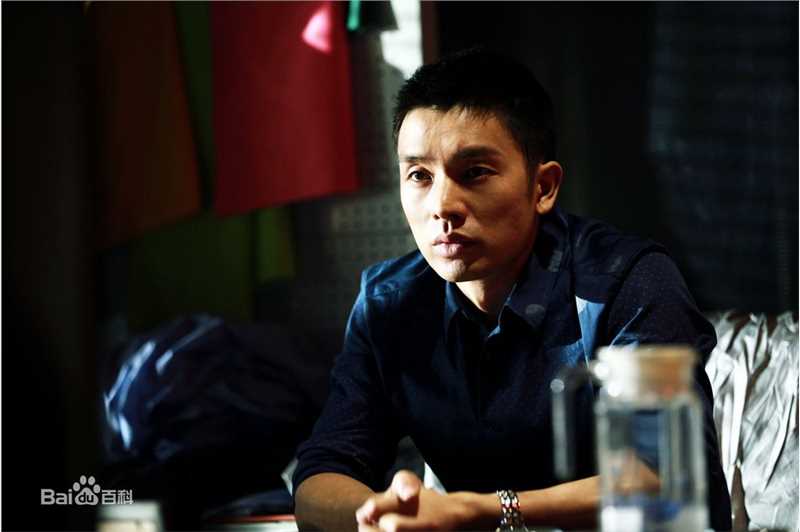 最新周博文(JOHNNY)在电影《枫树街33号》中的壁纸